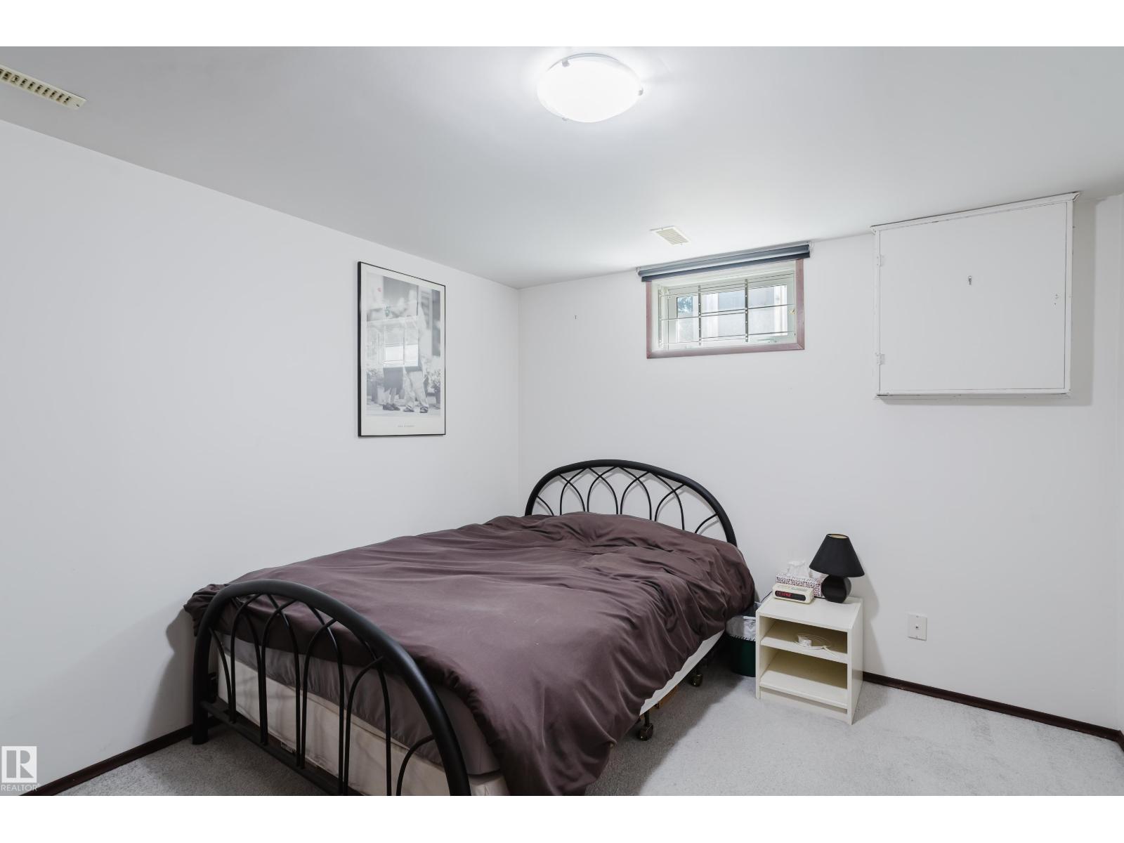 10924 35A AV NW - 43