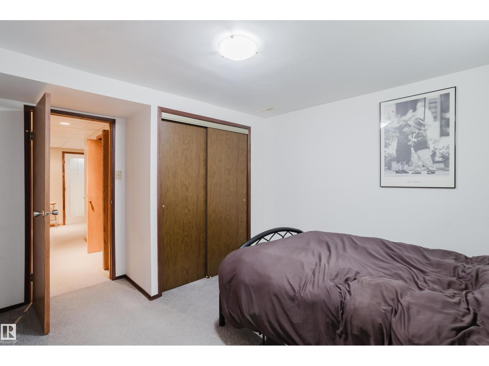 10924 35A AV NW - Image 44