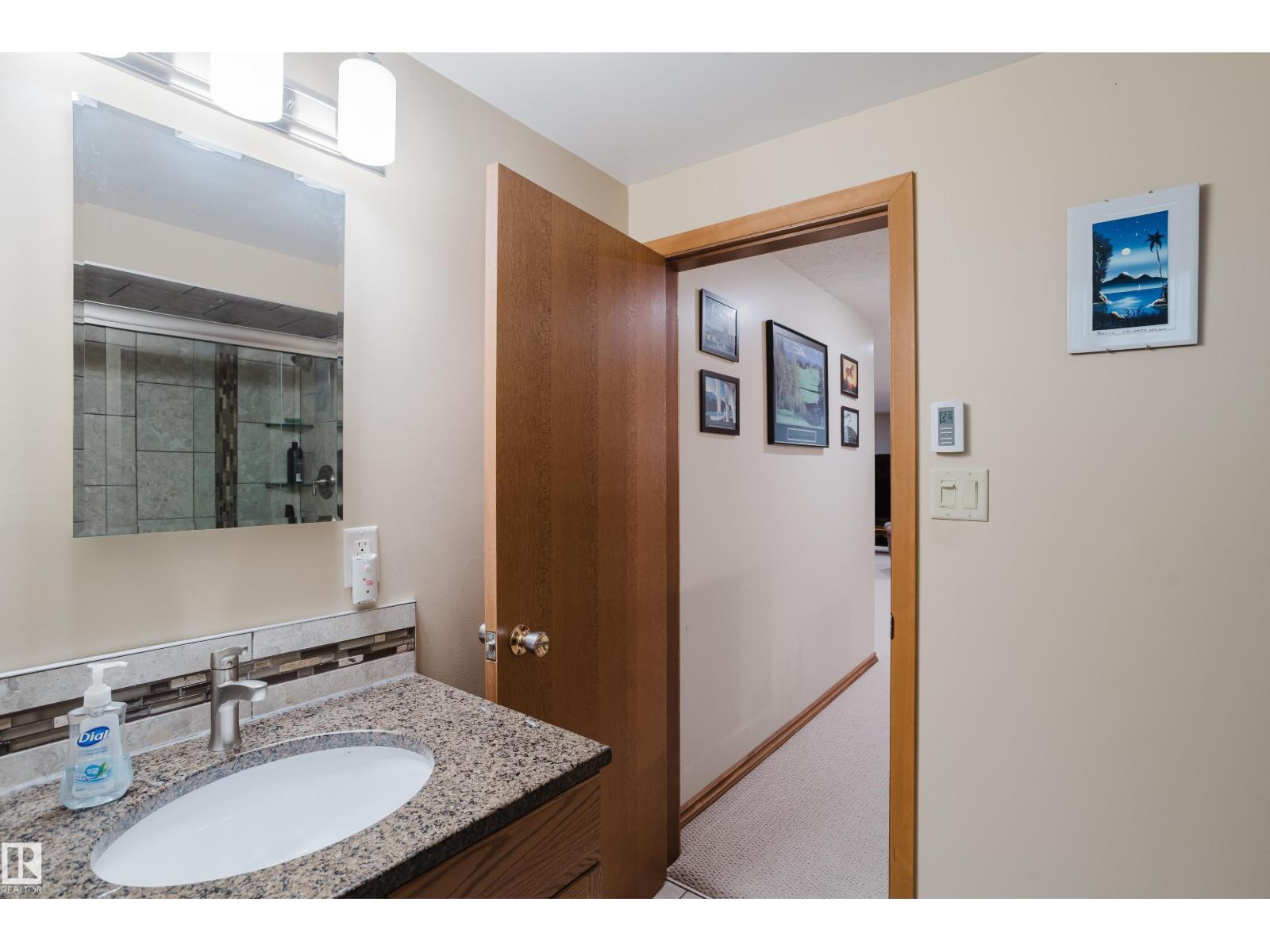 10924 35A AV NW - Image 47