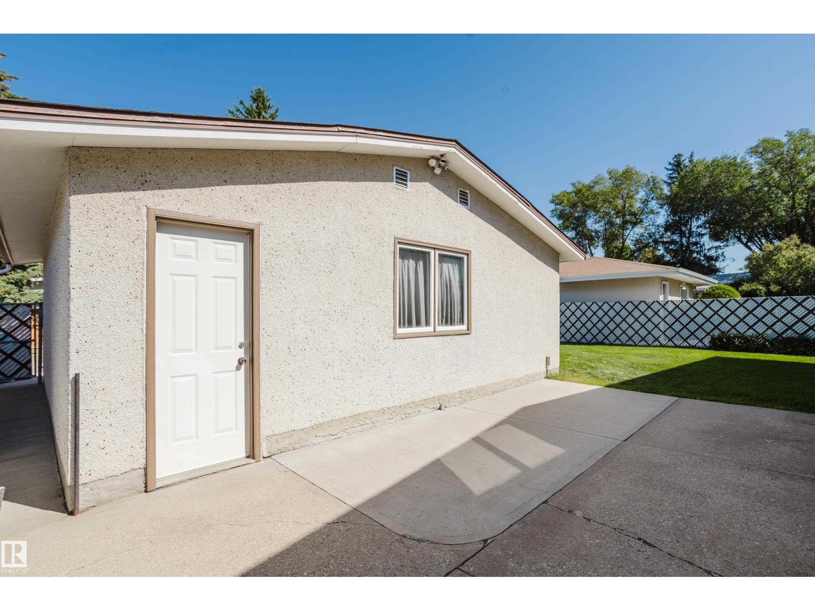10924 35A AV NW - 51
