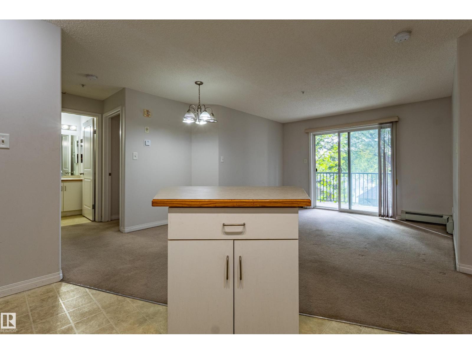 #316 – 11325 83 Street NW, Parkdale (Edmonton) — photo 10 of 29: Property photo
