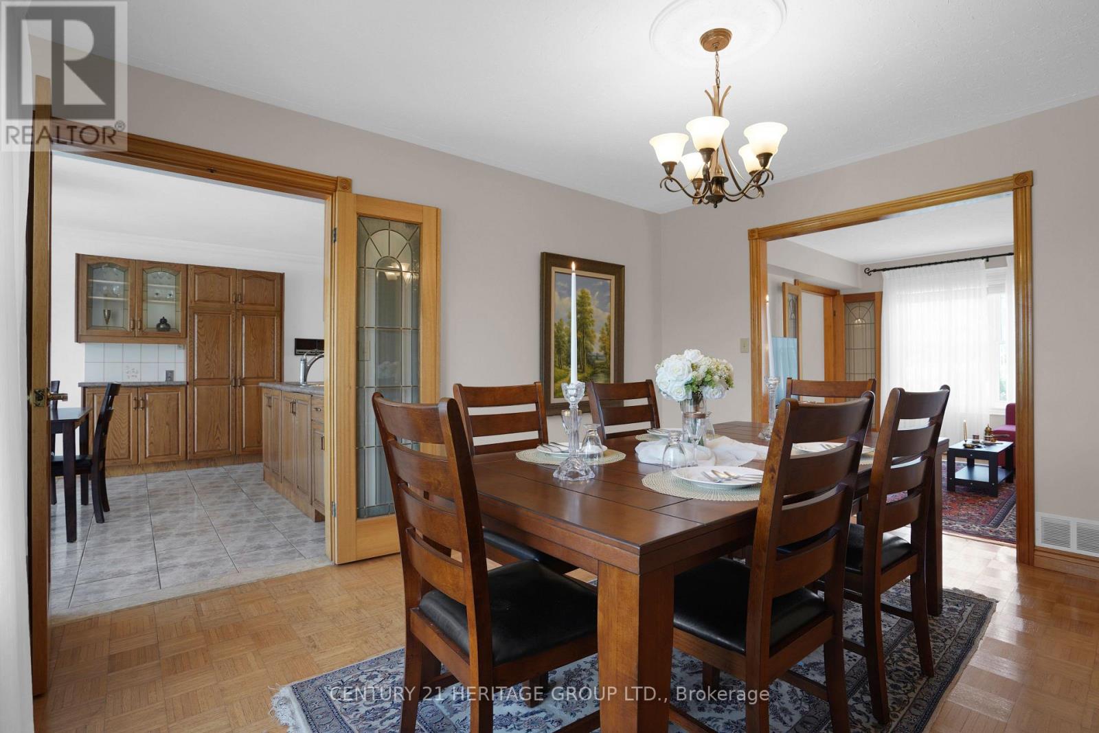 357 POWELL ROAD S - 11