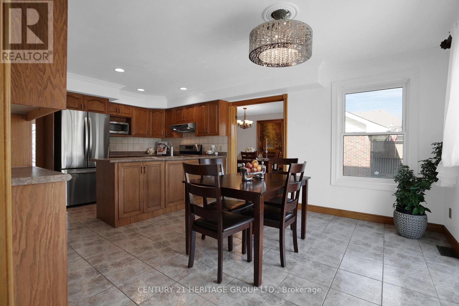 357 Powell Road South, Whitby, ON photo 16