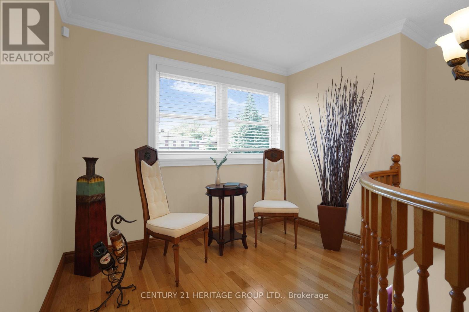 357 POWELL ROAD S - 25