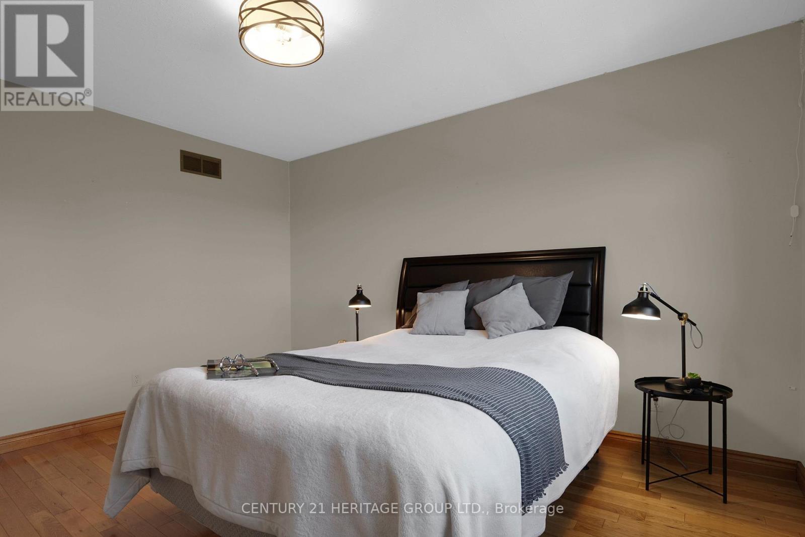 357 Powell Road South, Whitby, ON photo 33