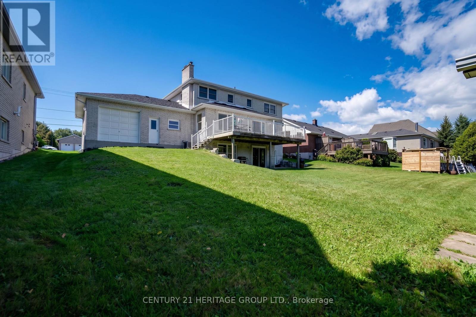 357 Powell Road South, Whitby, ON photo 43