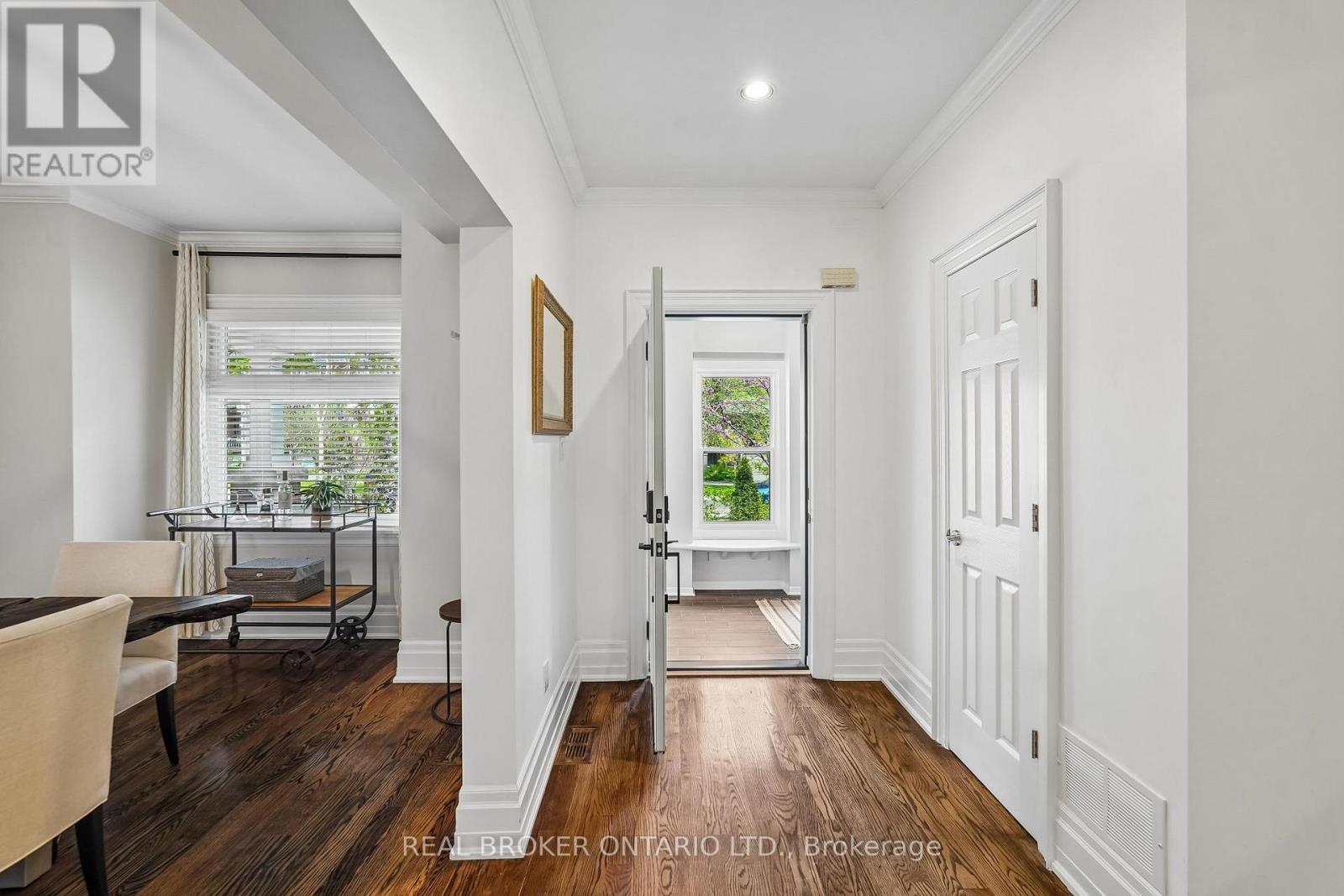 Photo of 20 BROOKMOUNT ROAD