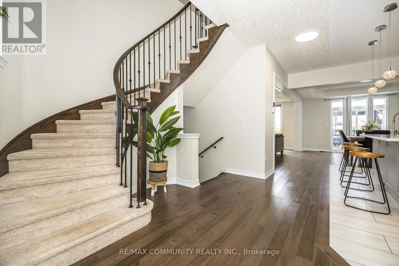 23 Holyrod Drive, Clarington, ON photo 17
