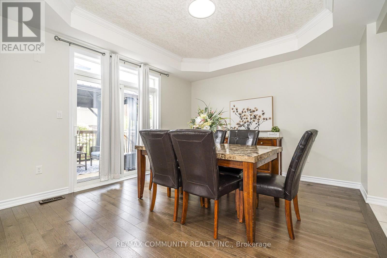 23 HOLYROD DRIVE - 21