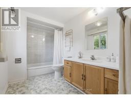 95 Whistling Hills Drive, Toronto, ON M1V3K7 Photo 19