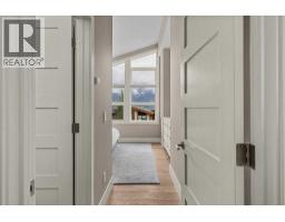 418 Riva Heights, Canmore, AB T1W3L4 Photo 42