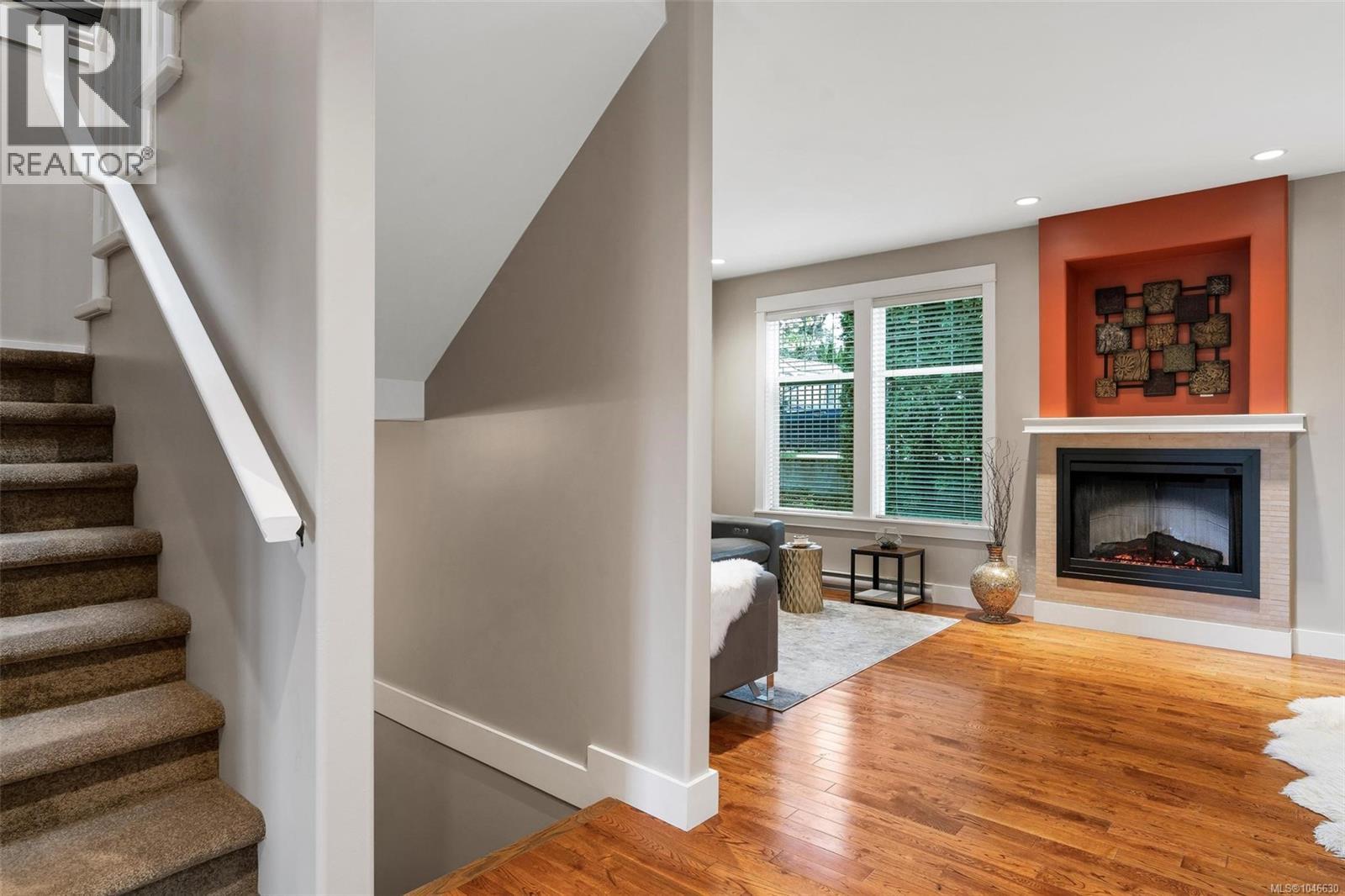 #7 4583 Wilkinson Rd - 23