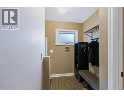 15 Wellington Place Sw, Calgary, AB T3C2C2 Photo 15