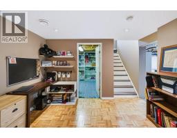 15 Wellington Place Sw, Calgary, AB T3C2C2 Photo 19