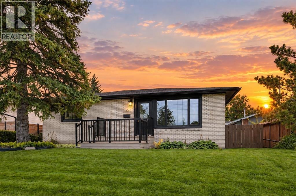 15 Wellington Place SW, Calgary, Alberta, T3C2C2