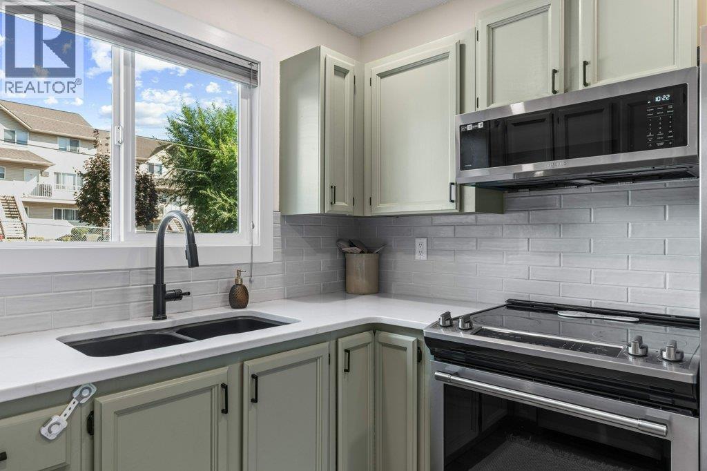 4200 Alexis Park Drive Unit# 17, Vernon
