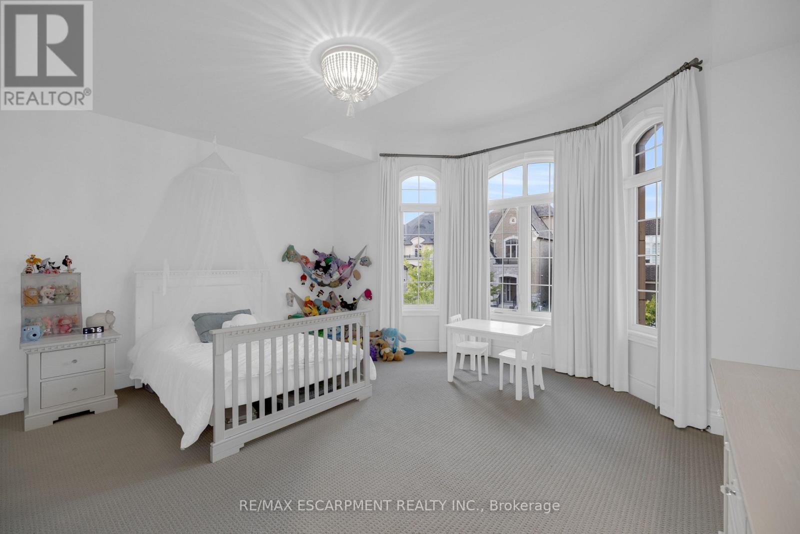 17 YATES AVENUE - 21