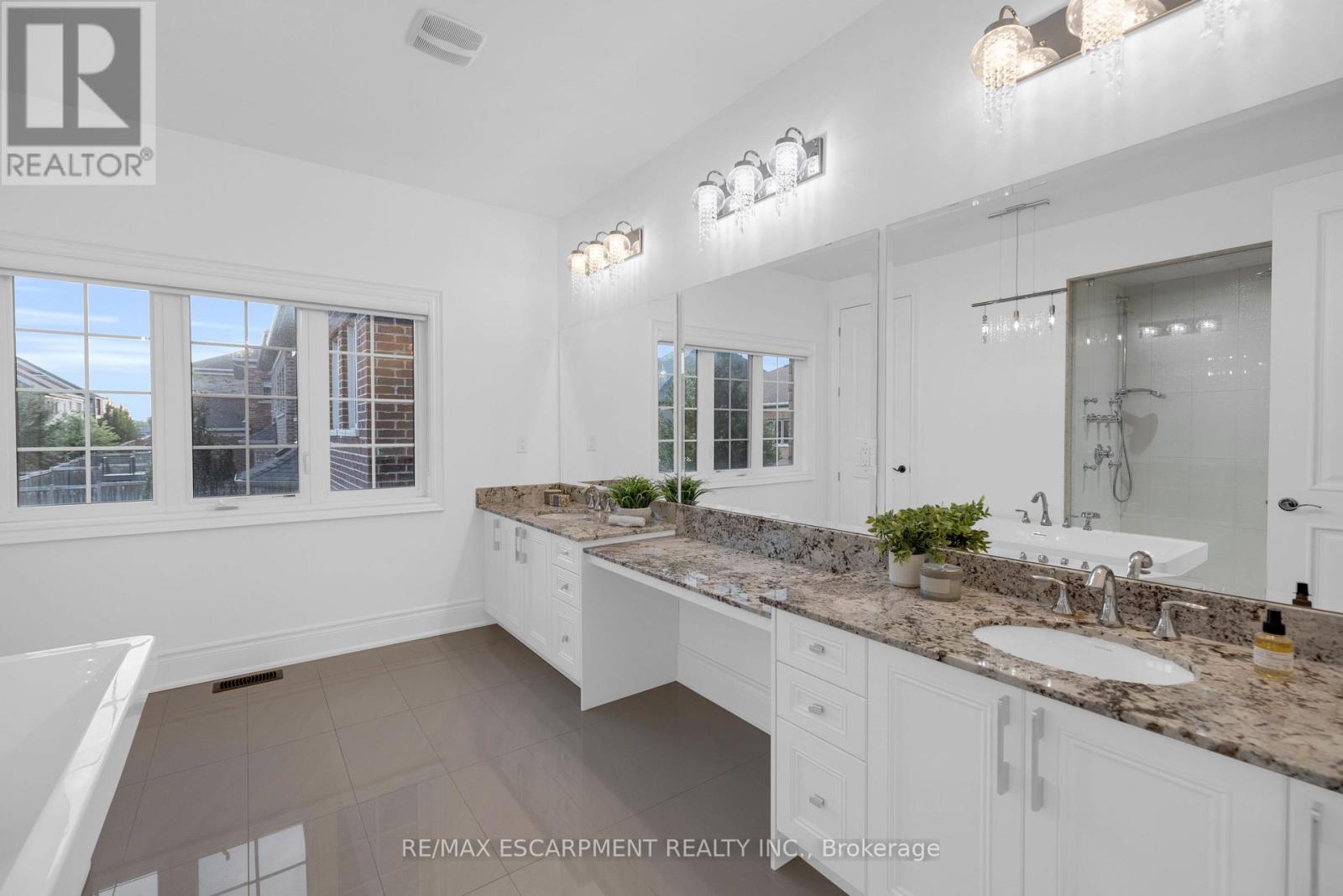 17 YATES AVENUE - 30