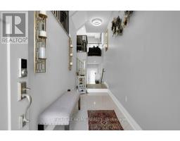 6 Plowman Lane, Richmond Hill, ON L4S0G4 Photo 12