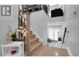 6 Plowman Lane, Richmond Hill, ON L4S0G4 Photo 13