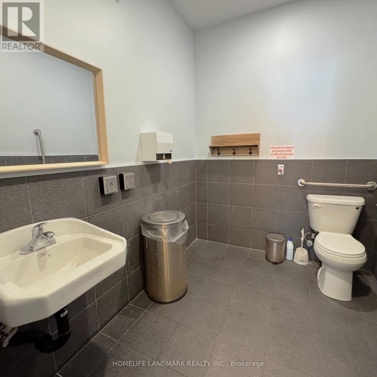 # 8 - 18 RINGWOOD DRIVE, Whitchurch-Stouffville (Stouffville) — photo 7
