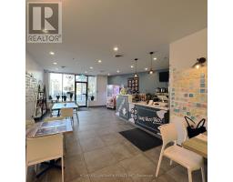 # 8 - 18 Ringwood Drive, Whitchurch Stouffville, ON L4A8C1 Photo 6