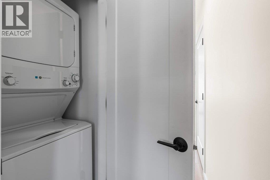 4200 Alexis Park Drive Unit# 17, Vernon
