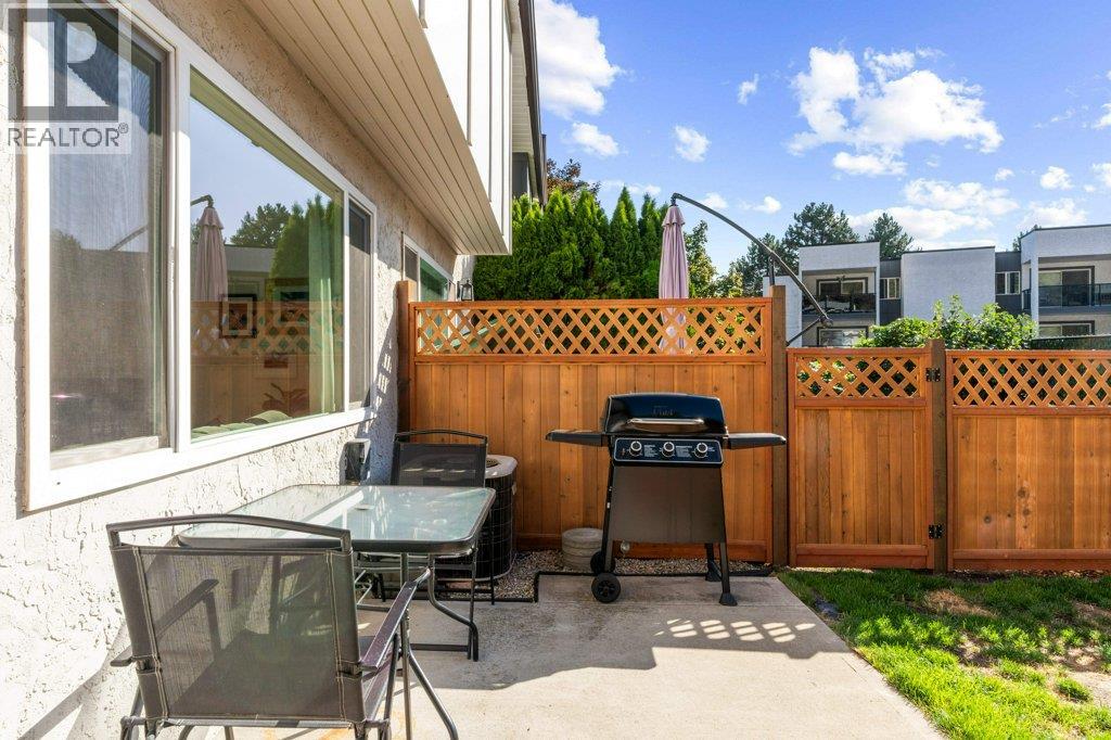 4200 Alexis Park Drive Unit# 17, Vernon