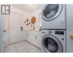 22 Mcfadden Drive, Springwater, ON L0L1V0 Photo 17