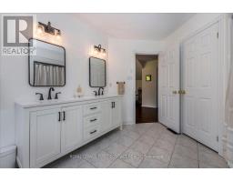 22 Mcfadden Drive, Springwater, ON L0L1V0 Photo 20
