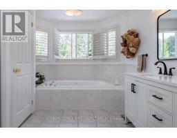 22 Mcfadden Drive, Springwater, ON L0L1V0 Photo 21