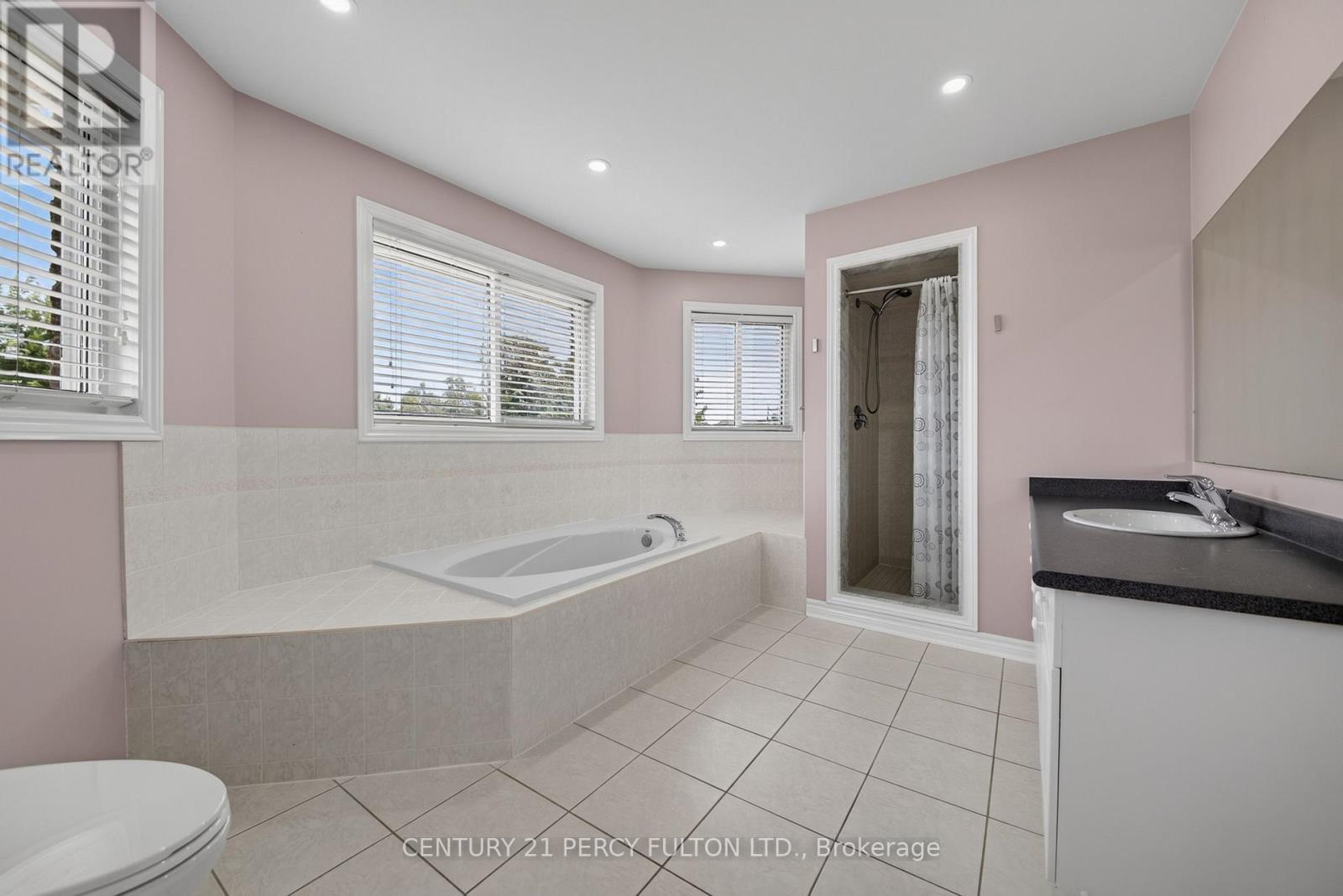 187 MADELAINE DRIVE - Image 31