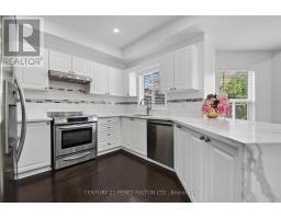 187 Madelaine Drive, Barrie, ON L4N0S7 Photo 14