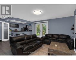 Dining room - 4261 Huronia Road, Severn, ON L3V0G6 Photo 6