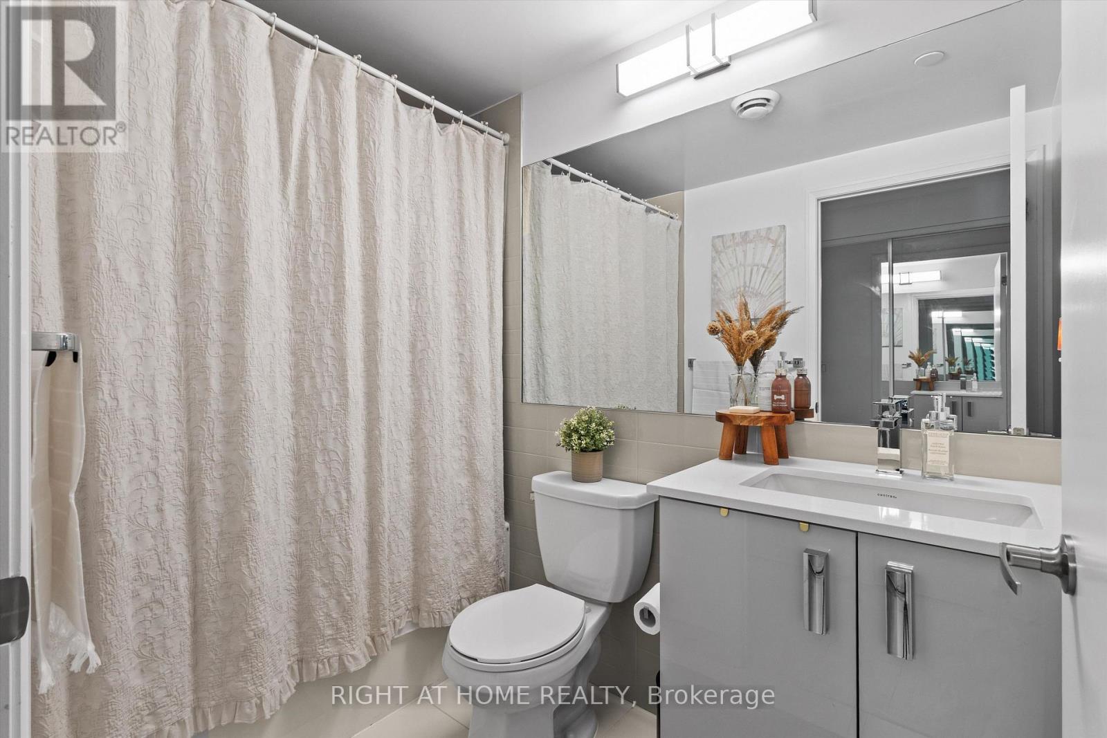 #440 26 GIBBS ROAD - 21