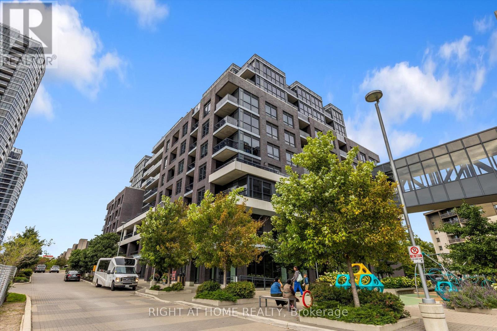 #440 26 GIBBS ROAD - Image 38
