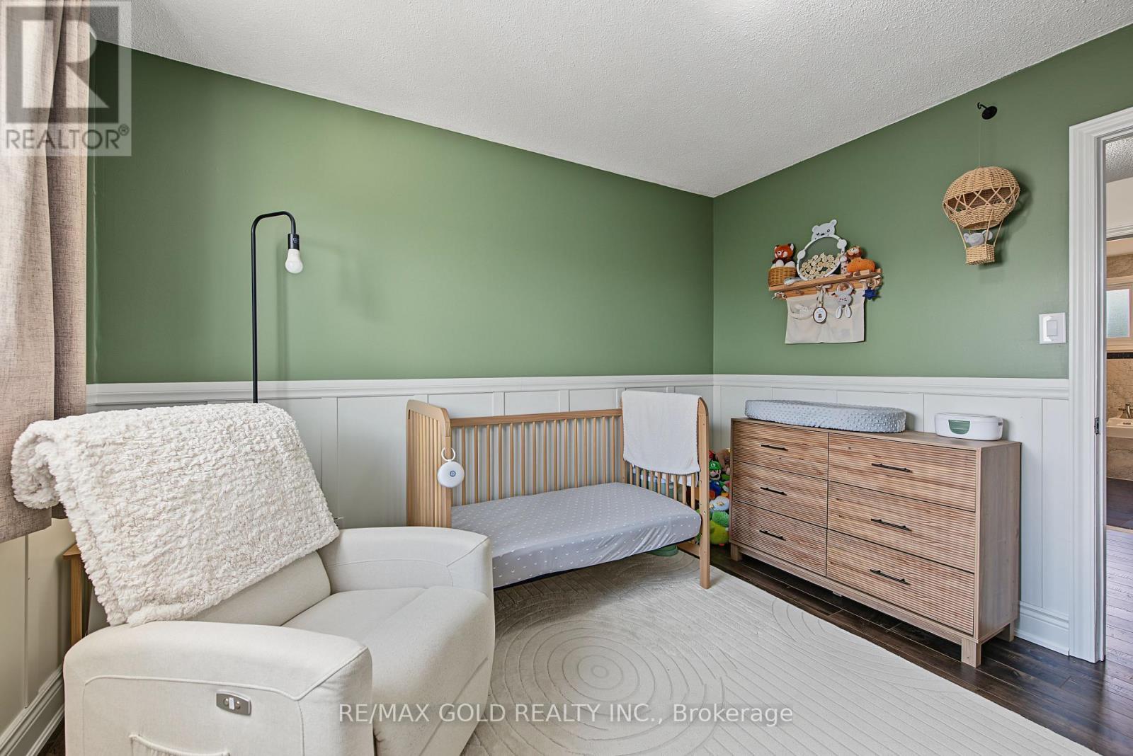 55 MALCOLM CRESCENT - Image 25