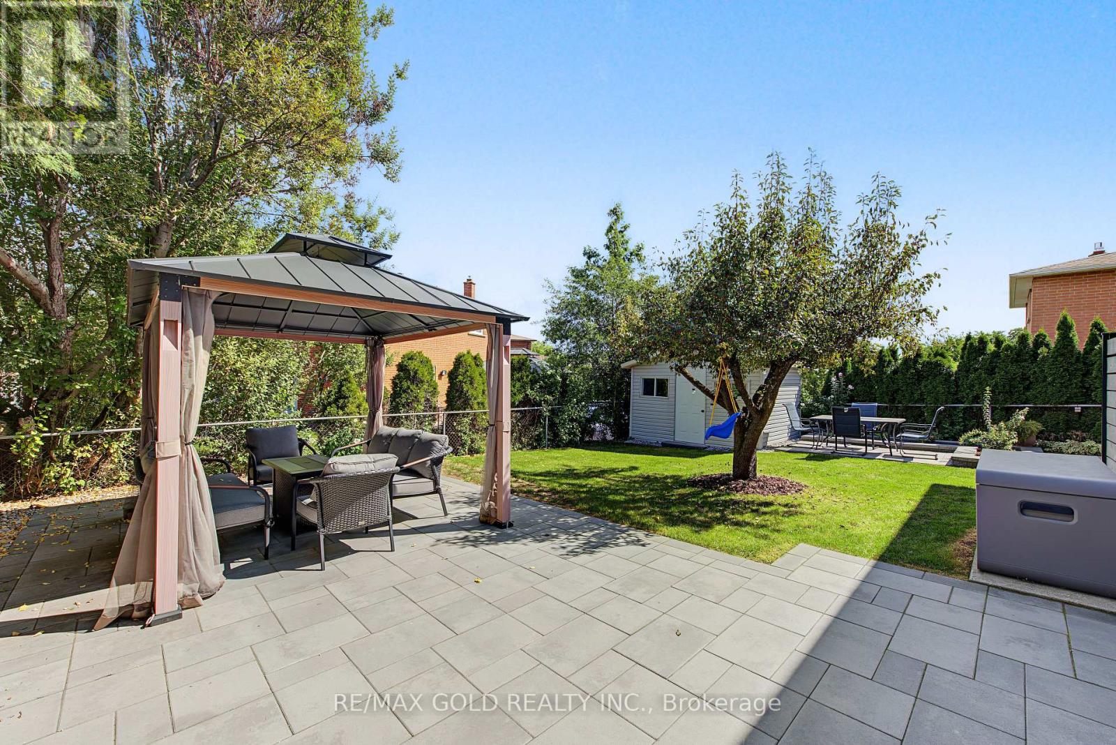 55 MALCOLM CRESCENT - Image 42
