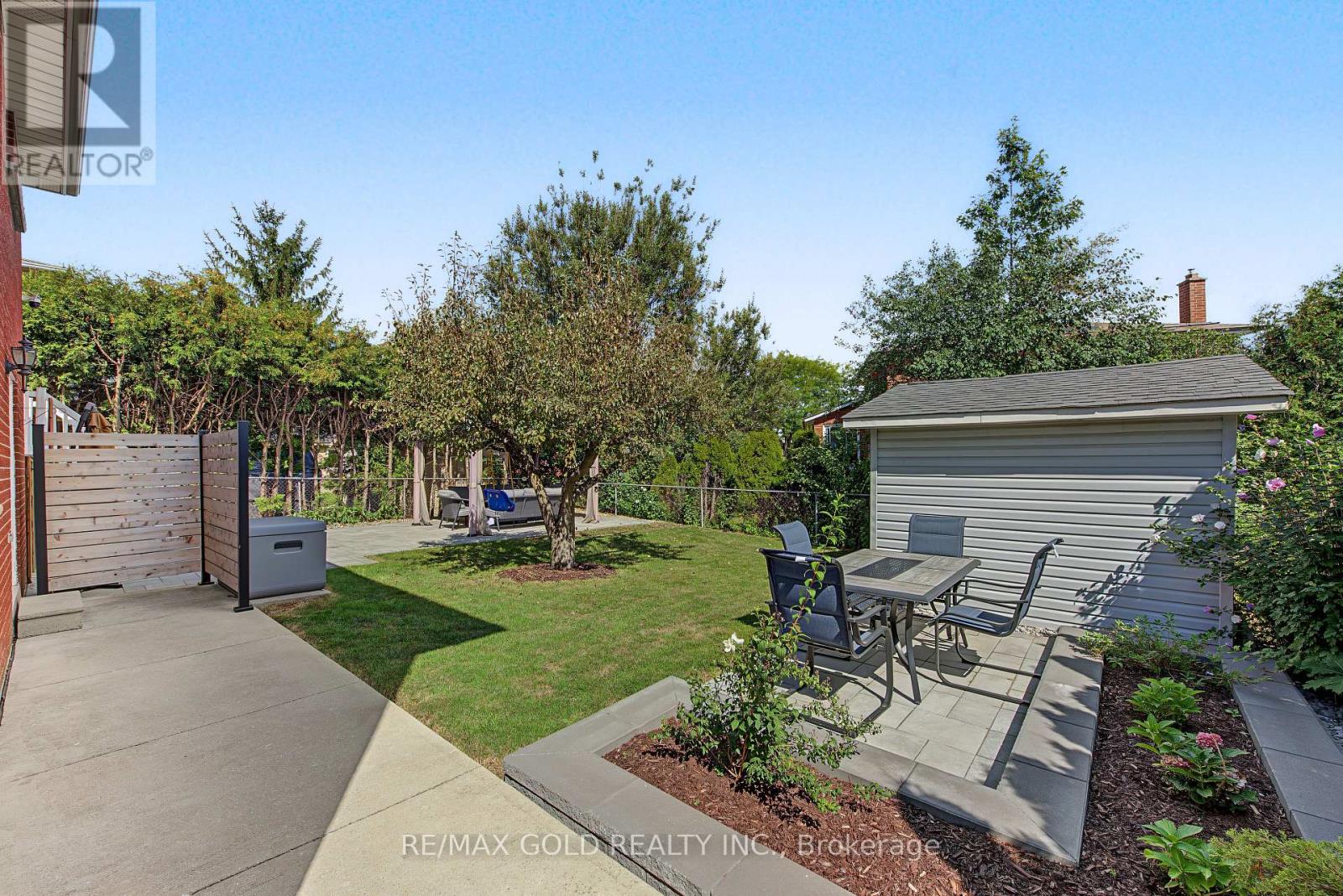 55 MALCOLM CRESCENT - Image 44