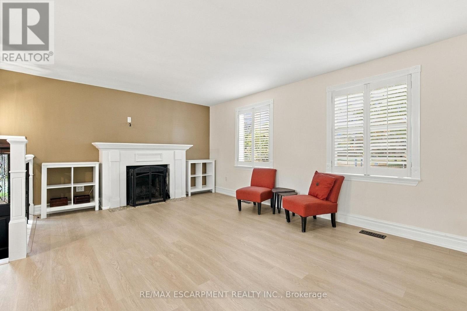 Photo of 433 BELVENIA ROAD