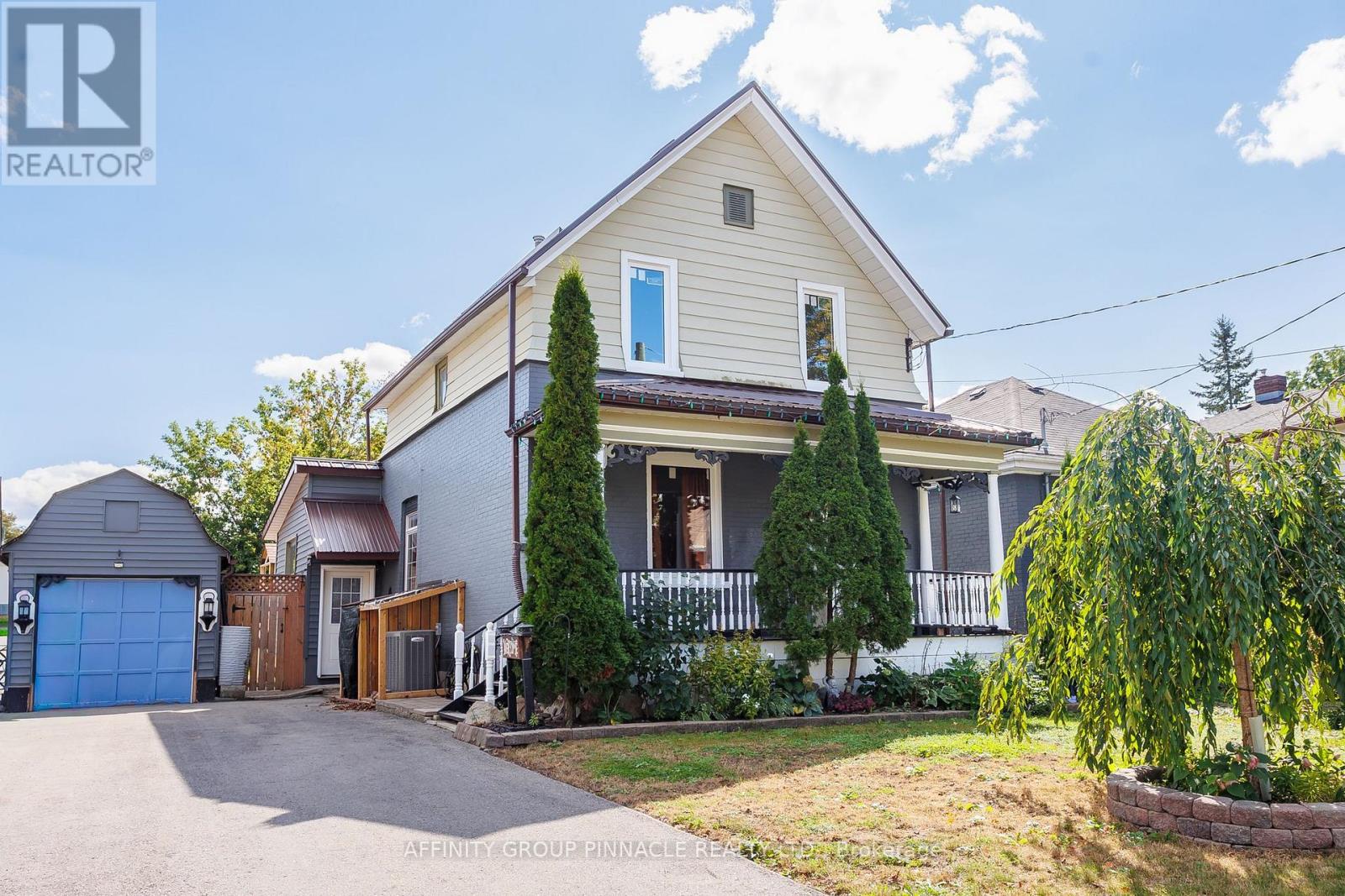 71 GLENELG STREET W - 2