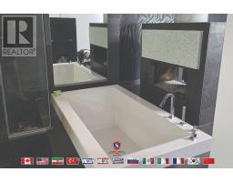 318 Centre Street, Vaughan, ON L4E3L6 Photo 18