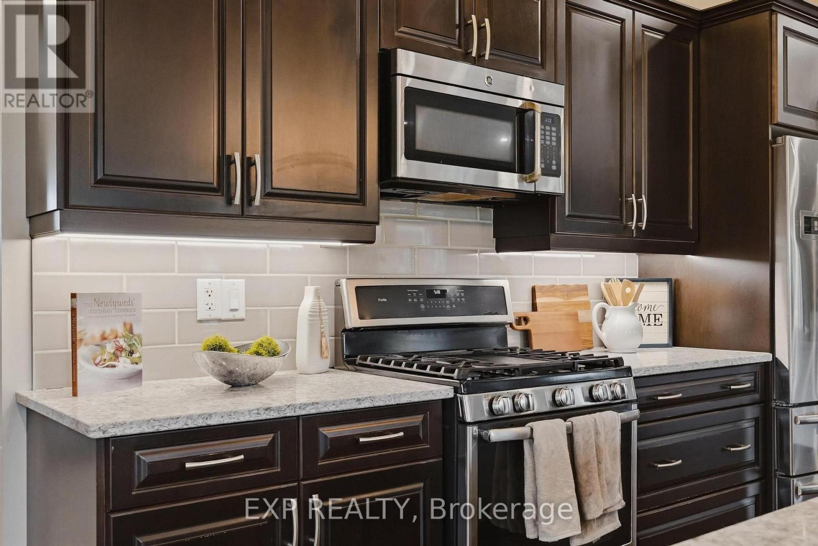 236 BURFORD DELHI TOWNLINE ROAD, Brant (Oakland) — photo 8