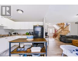 24 Fallingbrook Crescent, Kawartha Lakes, ON K9V0B3 Photo 18