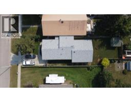 116 S 1 Street W, Magrath, AB T0K1J0 Photo 32