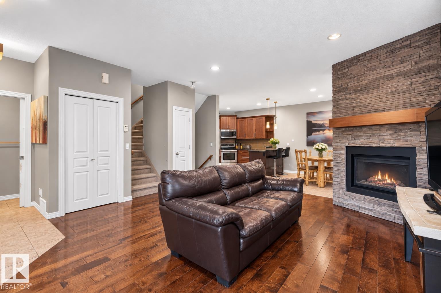 4424 48A ST - 6