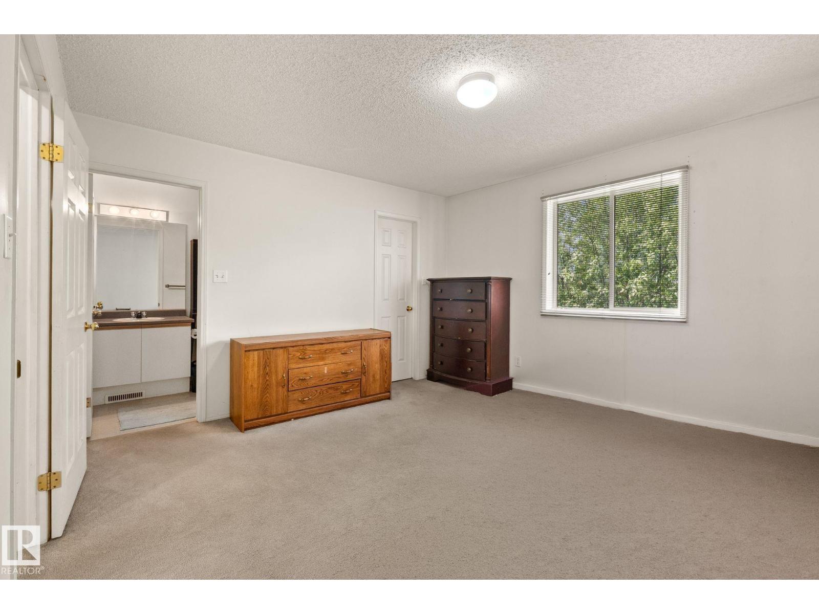 #2 15215 126 ST NW - Image 33