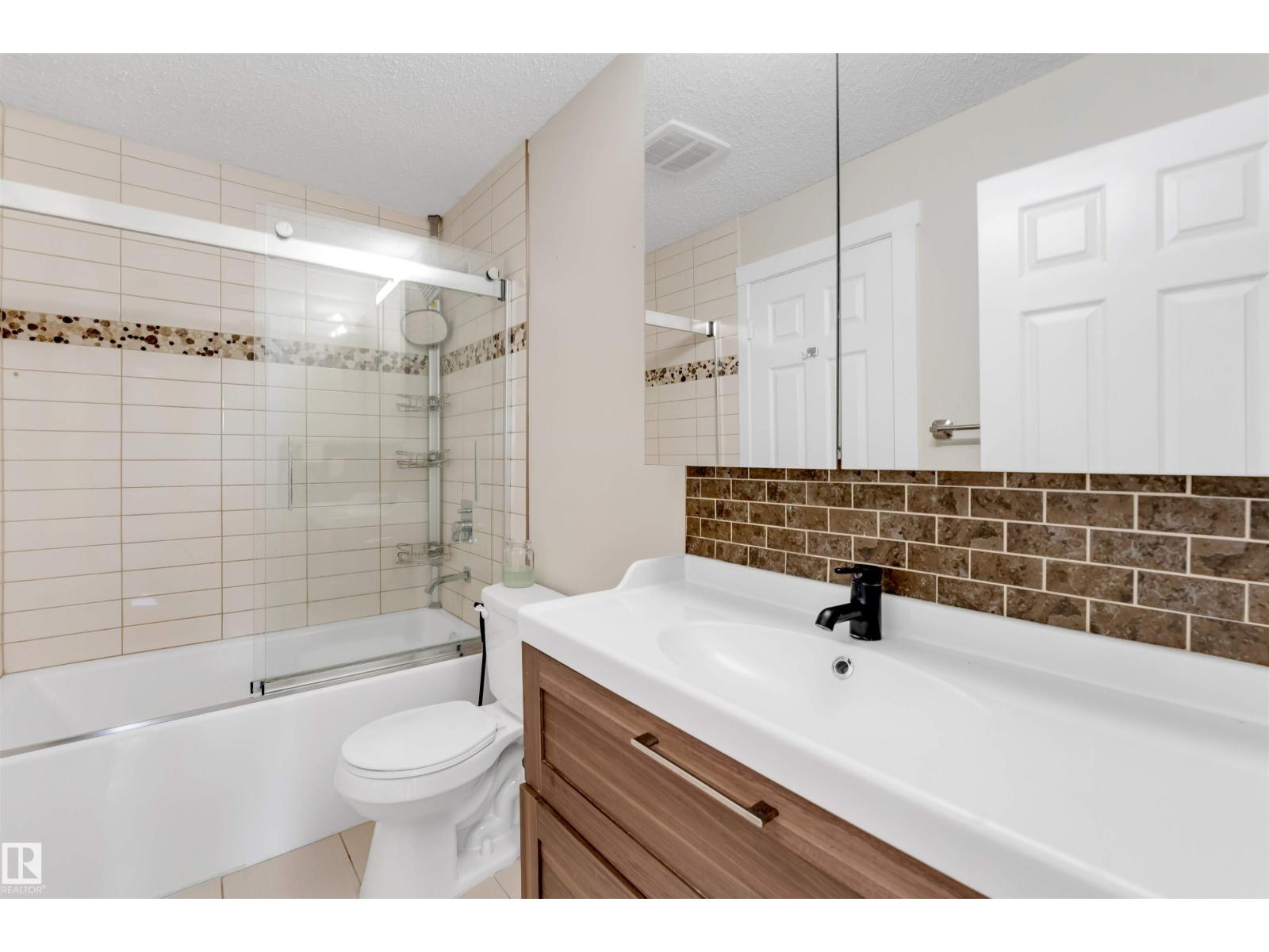 11015 170 AV NW - Image 35