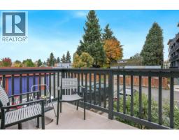 949 Fitzgerald Ave, Courtenay, BC V9N2R6 Photo 19
