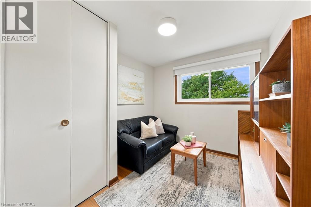 638 OAK PARK Road - Image 22